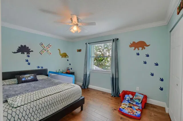 Residence photo 12