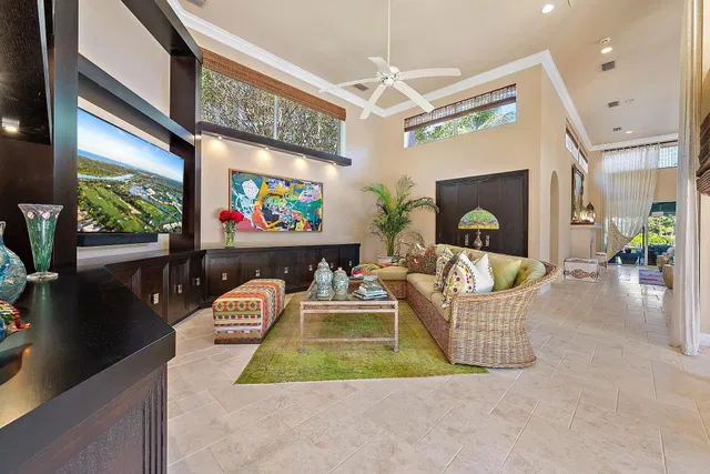 Admirals Cove Residence photo 19
