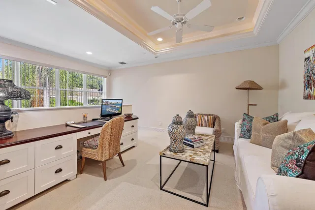 Admirals Cove Residence photo 25