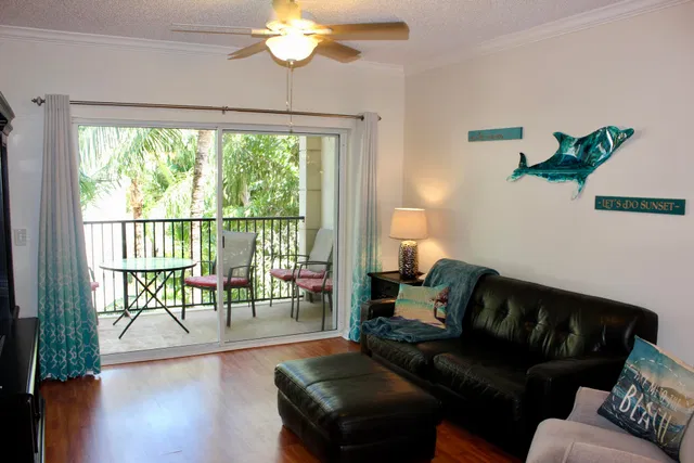 Residence photo 10