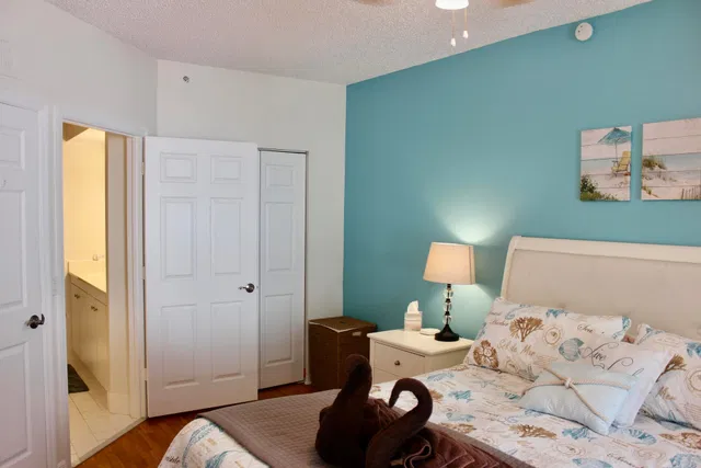 Residence photo 25