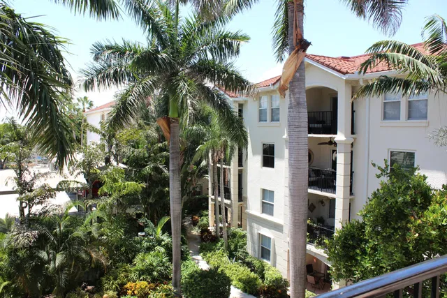 Residence photo 41