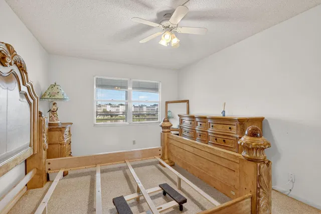 Unit 3025 photo 17