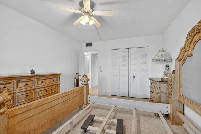  Unit 3025 photo 18