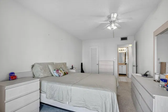  Unit 3025 photo 23