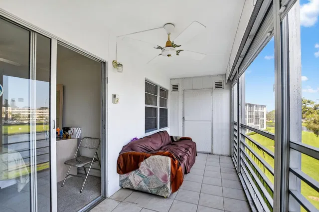  Unit 3025 photo 25