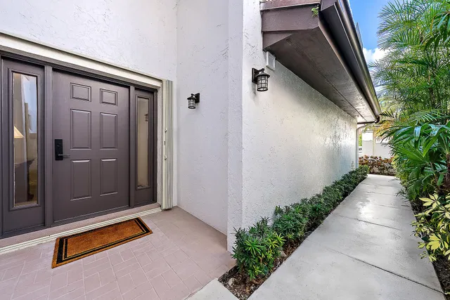 Jonathan's Landing Jupiter FL Unit 106 photo 17