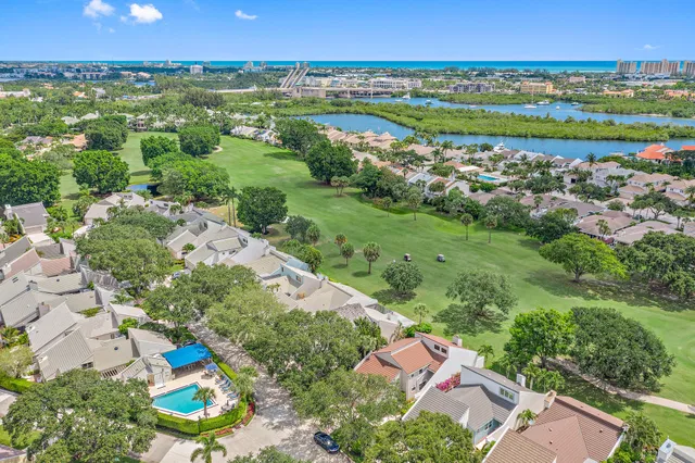 Jonathan's Landing Jupiter FL Unit 106 photo 26