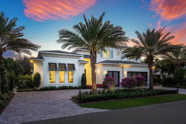 Royal Palm Yacht and Country Club Residence photo 5