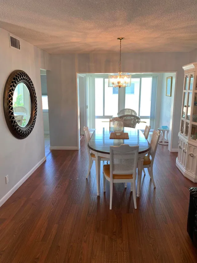Unit 202 photo 8
