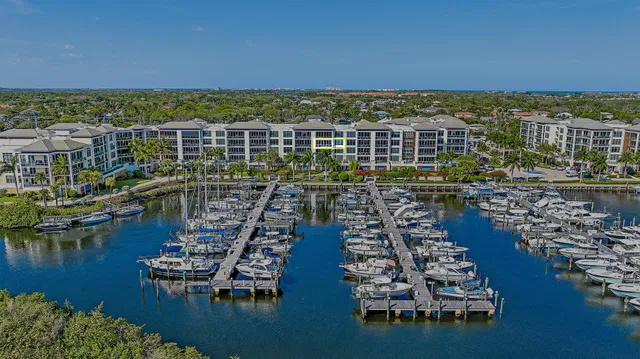 Azure Palm Beach Gardens Unit 406 photo 5