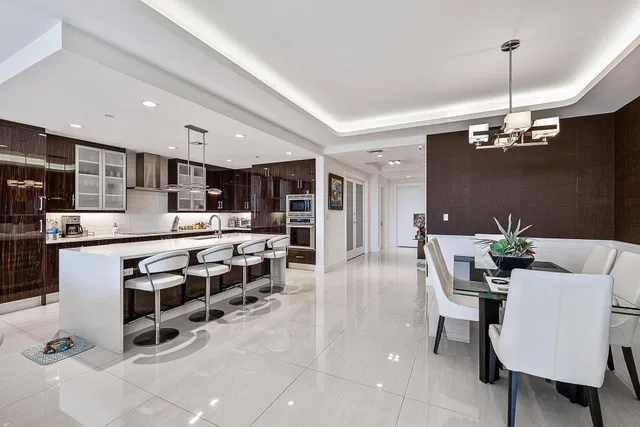 Azure Palm Beach Gardens Unit 406 photo 9