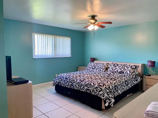  Unit 302 photo 6