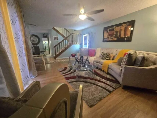 Residence photo 8