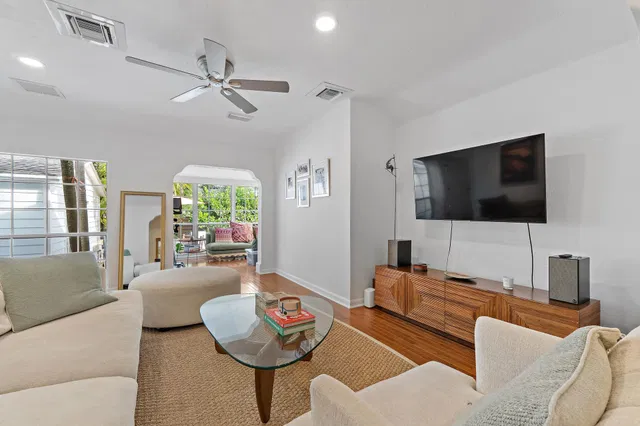 Old Northwood Residence photo 7