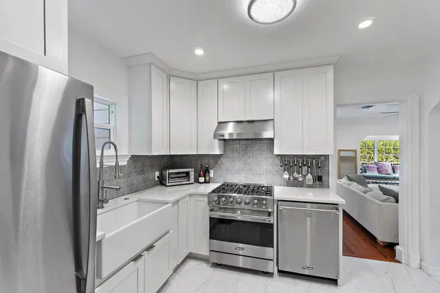Old Northwood Residence photo 10
