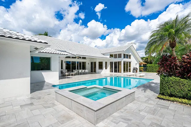 Bocaire Country Club Residence photo 2
