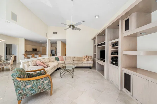 Bocaire Country Club Residence photo 24