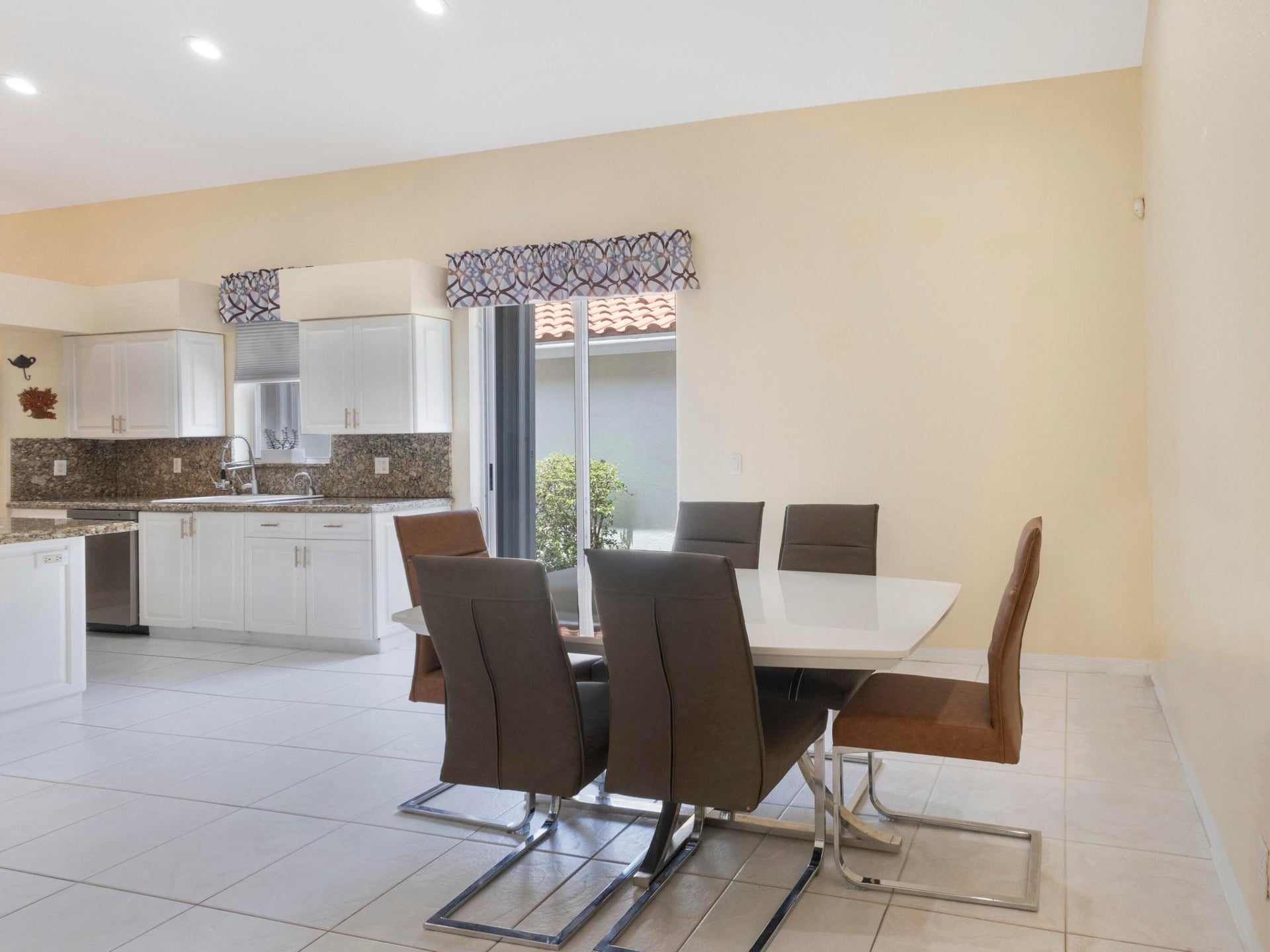 Residence photo 10