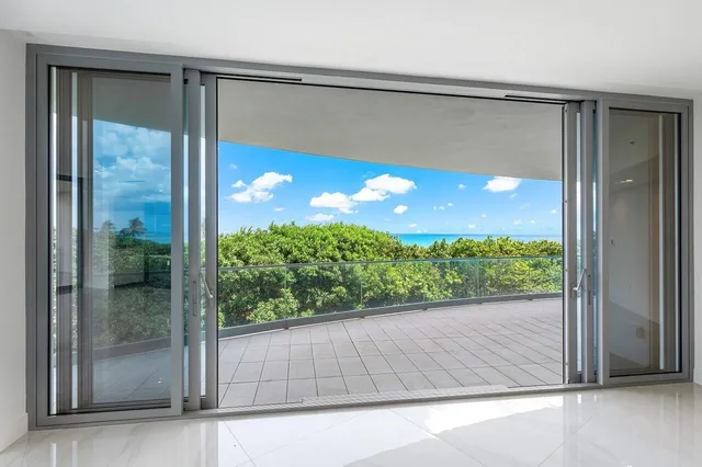 Seaglass Jupiter Island Unit 301 photo 9