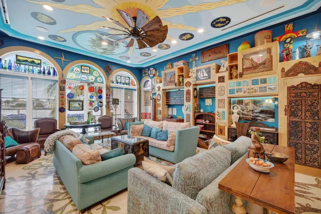 Residence photo 17