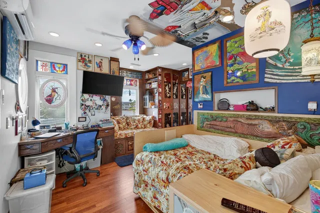 Residence photo 29