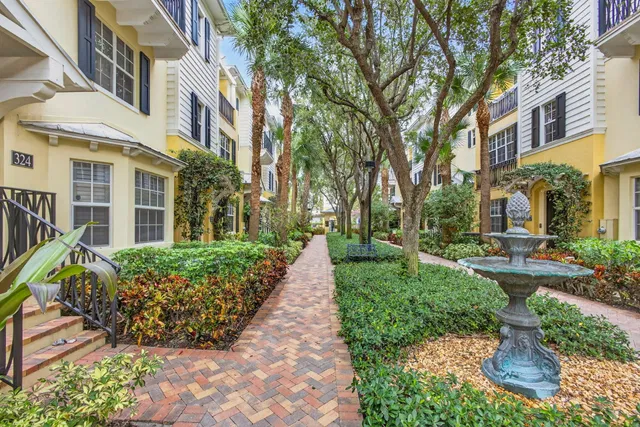 Magnolia Court Residence photo 32