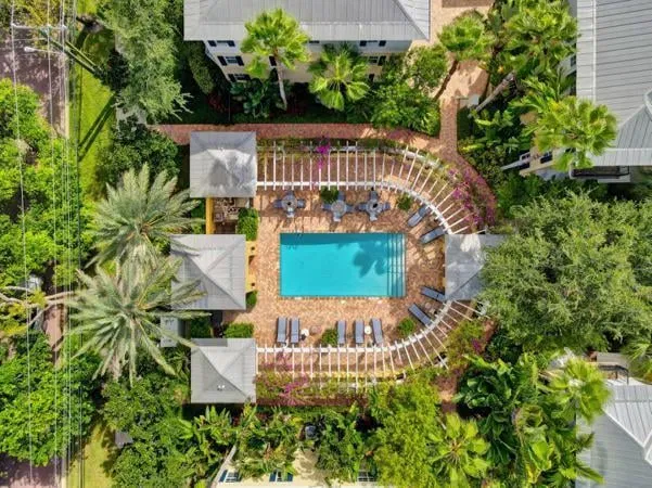 Magnolia Court Residence photo 36