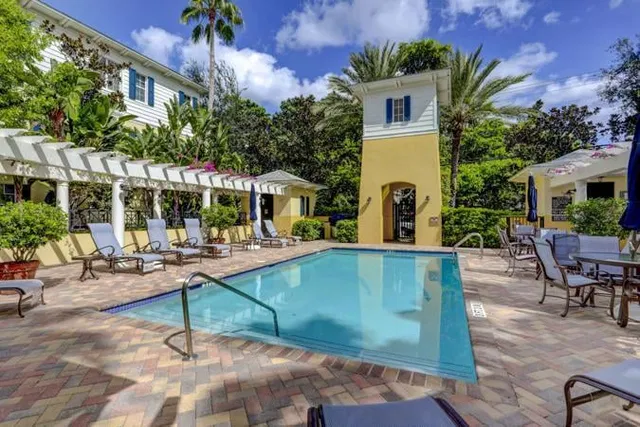 Magnolia Court Residence photo 37
