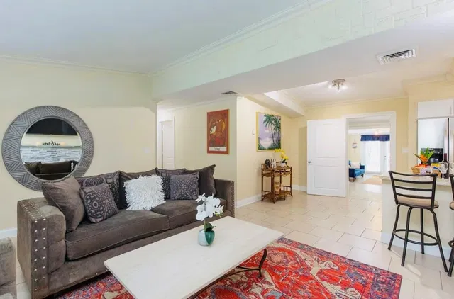 Residence photo 9