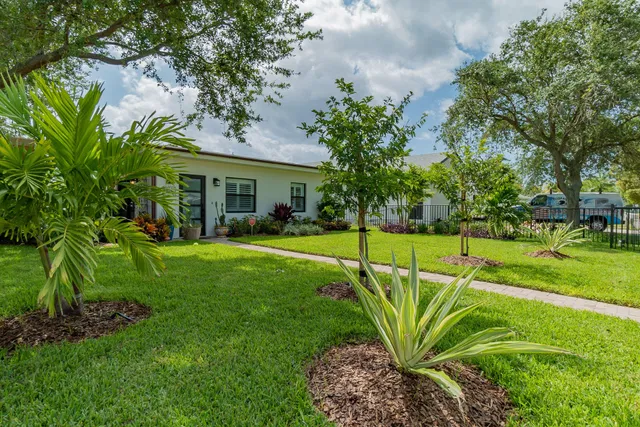 Residence photo 4