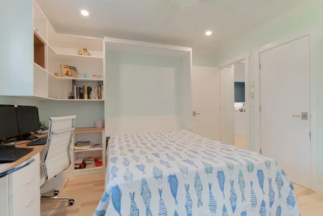 Residence photo 16
