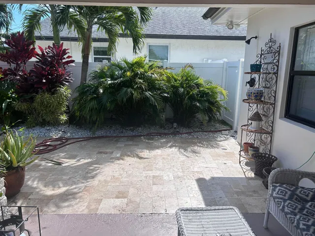 Residence photo 27