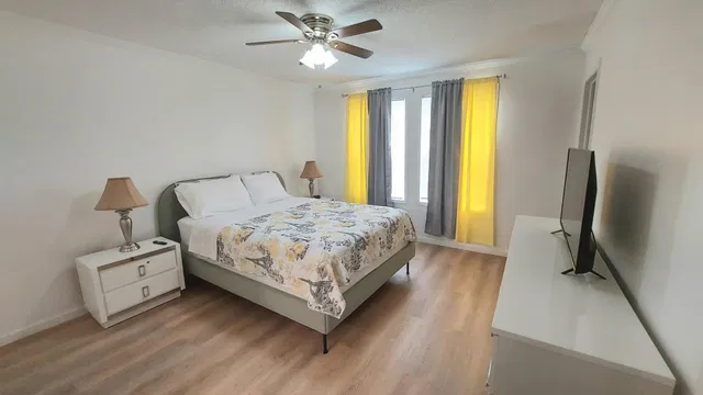 Residence photo 5