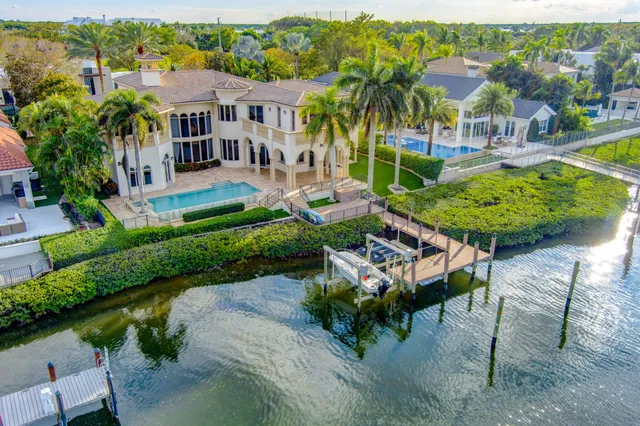 Admirals Cove Residence photo 4