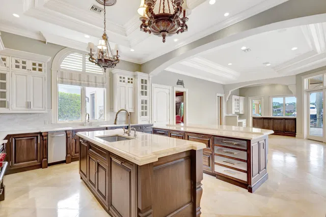 Admirals Cove Residence photo 15