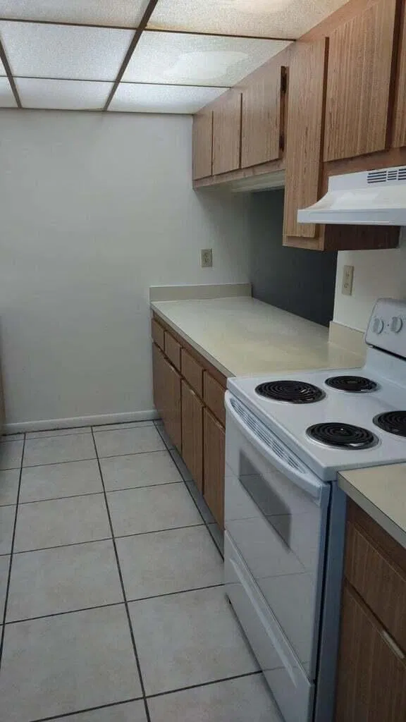 Unit J211 photo 3