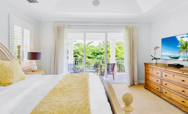 Residence photo 25