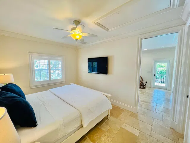 Residence photo 37
