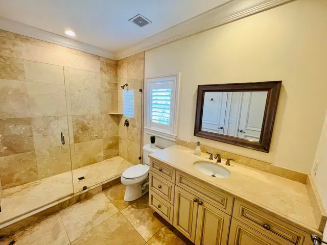 Residence photo 38
