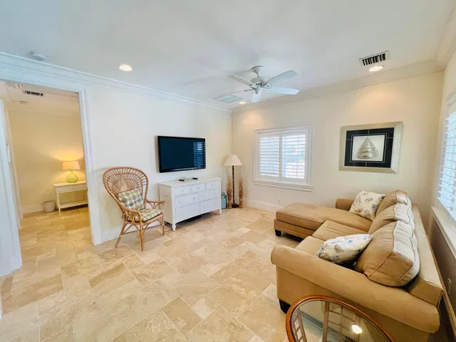 Residence photo 40