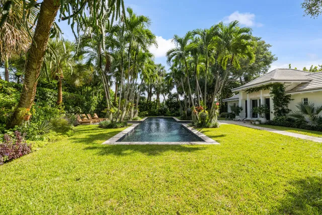 SoSo West Palm Beach Residence photo 9