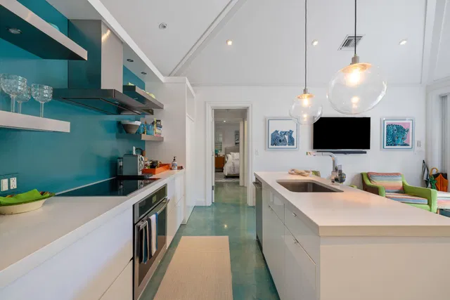 SoSo West Palm Beach Residence photo 13