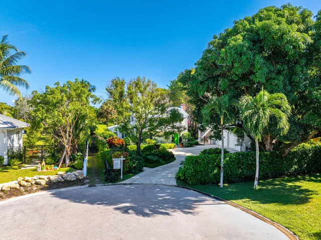 SoSo West Palm Beach Residence photo 28