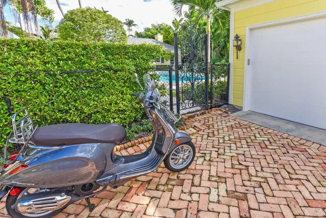 Estate Section Palm Beach Residence photo 54