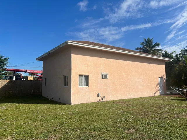 Residence photo 6