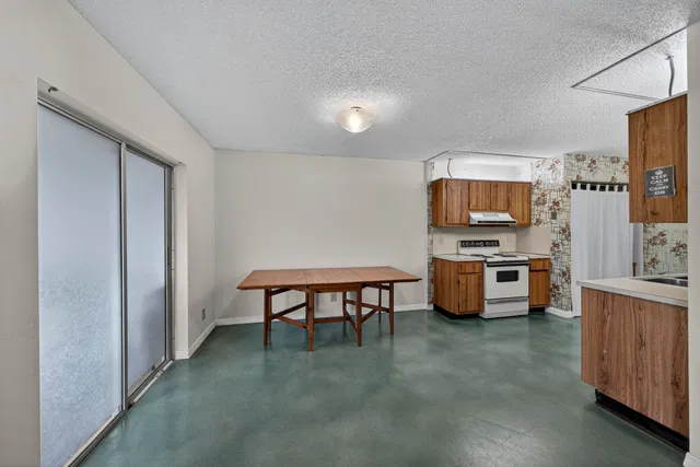 Residence photo 11