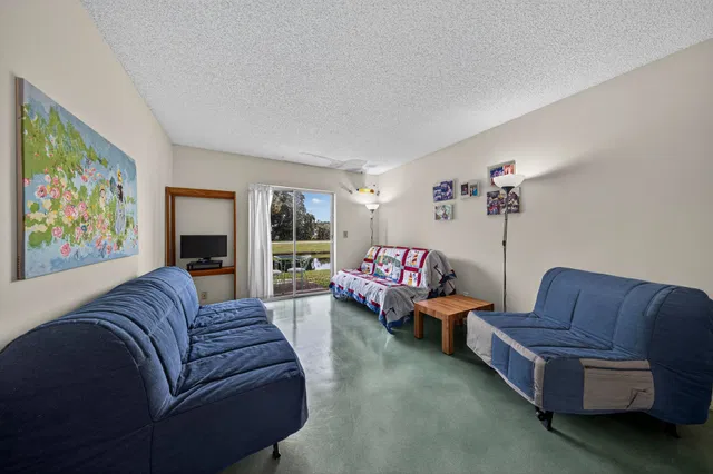 Residence photo 21