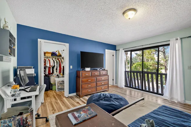 Residence photo 6