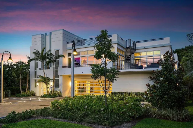  Residence photo 82